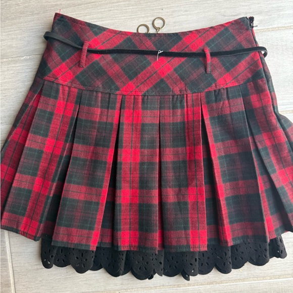 Red Plaid Pleated Mini Skirt with Lace Hem and Buckle Detail Size Small - Picture 3 of 4